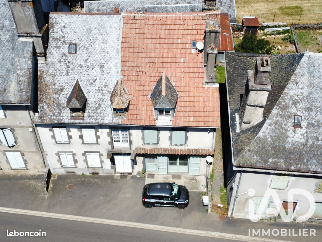 Maison 7 pièces 125 m² · à Ally · 125 m² · 115 000 €