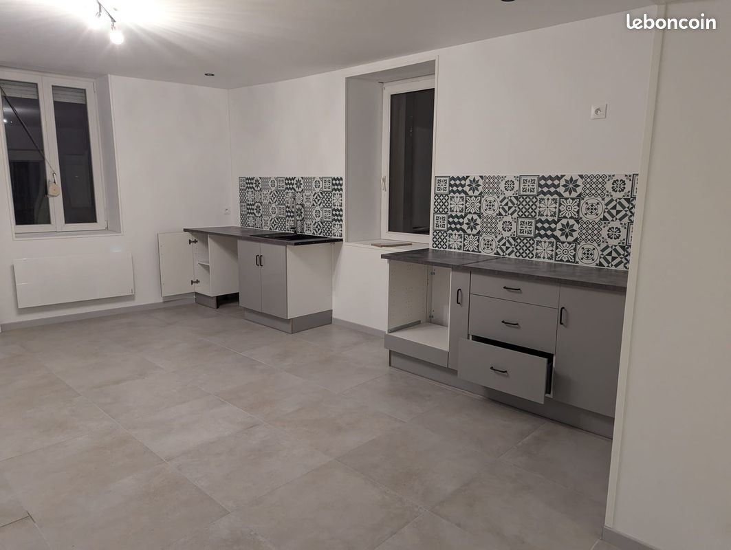 Appartement 3 pièces 100 m² · à Many · 100 m² · 690 €