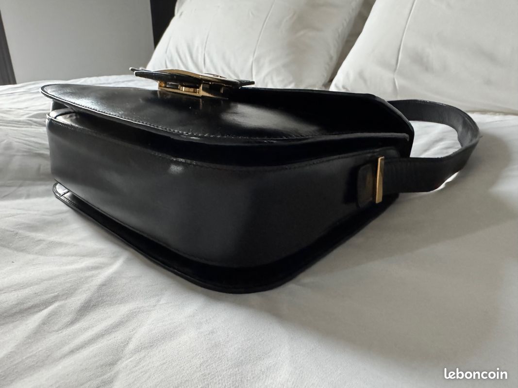 Sac Bandoulière Céline Vintage Cuir - Logo Calèche Ancien - Taille Medium Marron - Occasion TB