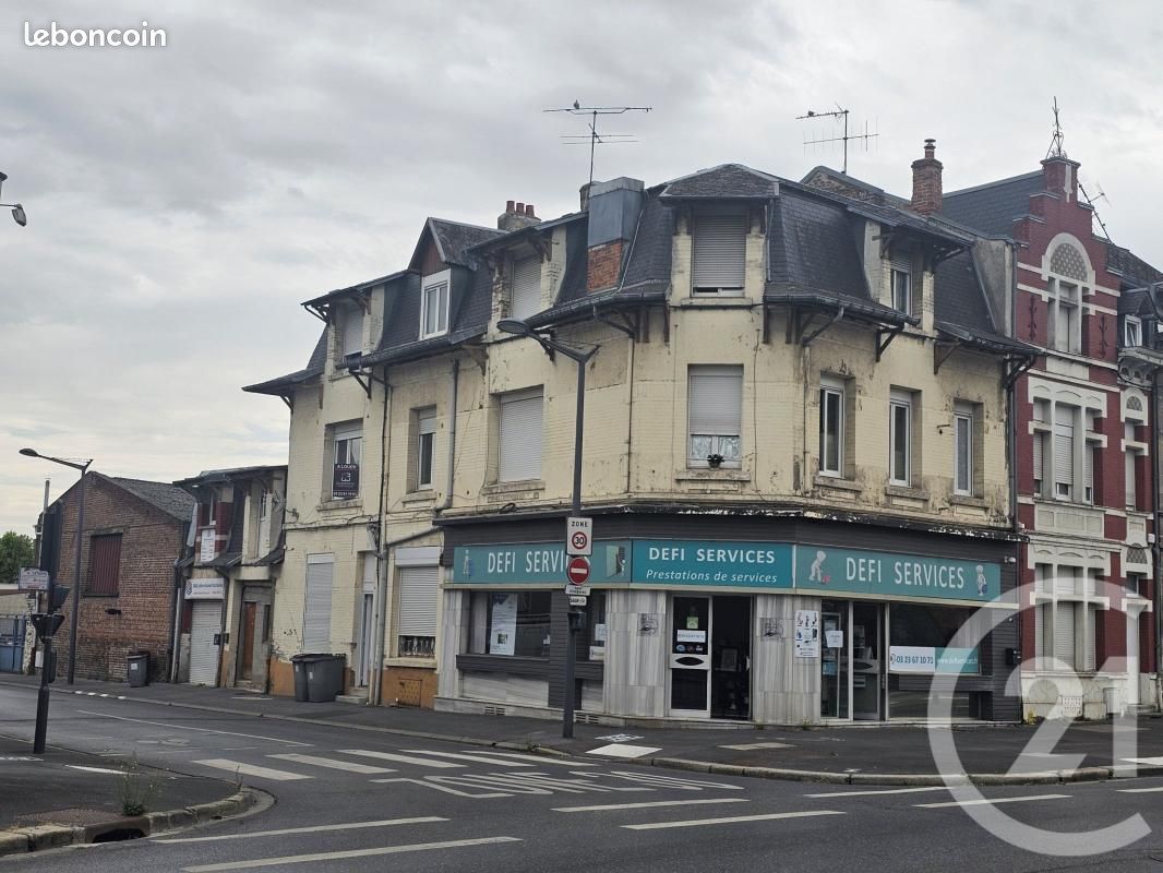 Immeuble 277 m² · à Saint-Quentin · 277 m² · 315 000 €