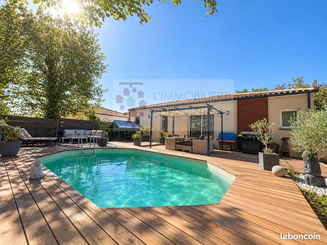 Maison 4 pièces 97 m² · à Saint-Selve · 97 m² · 330 000 €