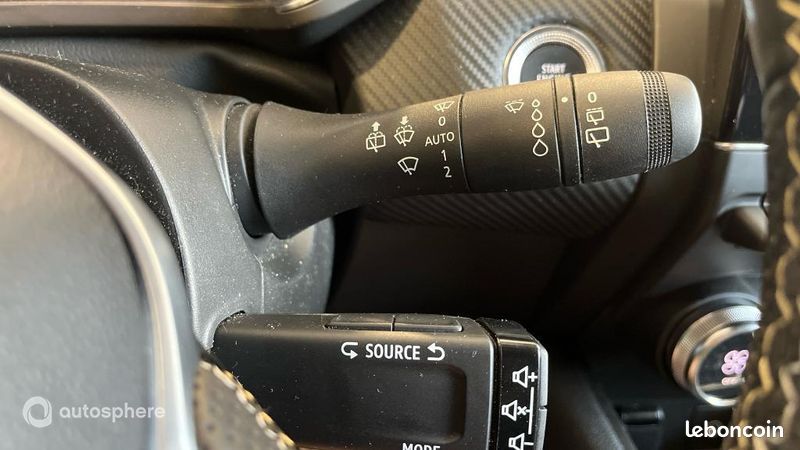 Renault Captur 1.6 E-Tech hybride 145ch Engineered (image 24)
