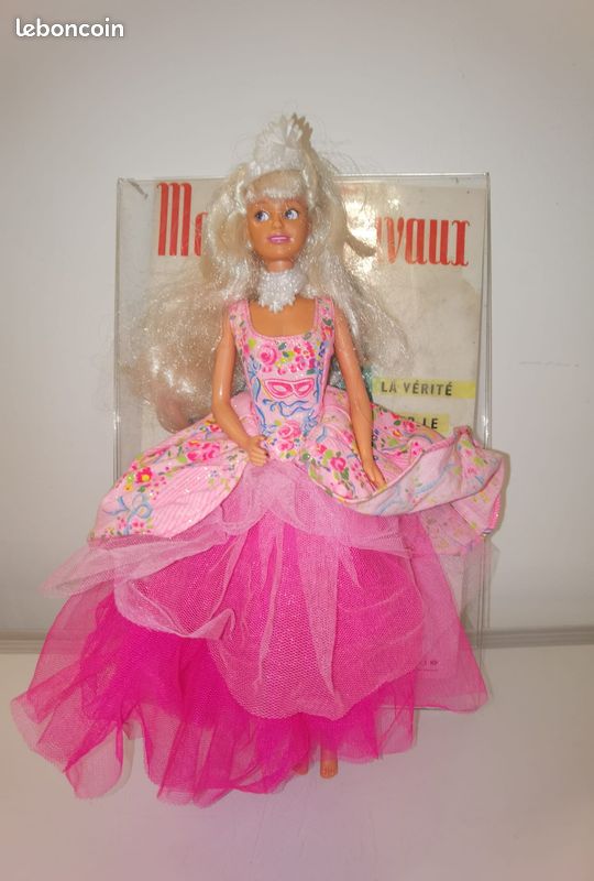 Vêtement Vintage My First Sindy / Barbie Style - Robe Hasbro Avec Accessoires - Occasion