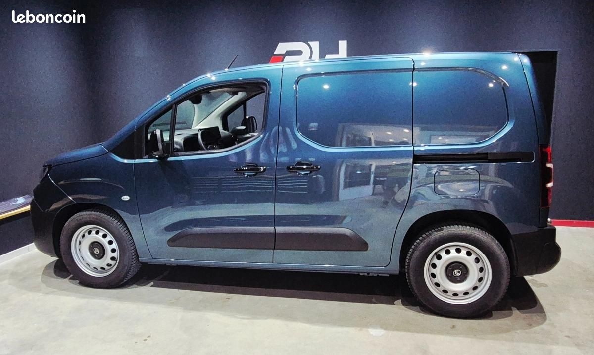 Citroen Berlingo Vu GENERATION-III FOURGON 1.5 BLUEHDI 130 650KG M L1 EAT BVA START-STOP (image 9)