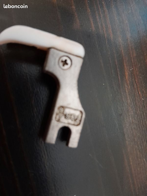 Pied presseur TCL Téflon pou Machine à coudre industrielle (image 1)