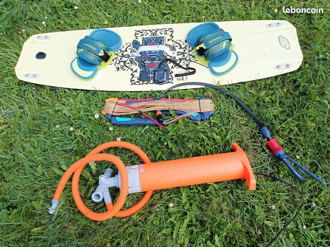 Pack kitesurf complet, en très bonne état et récent (image 2)