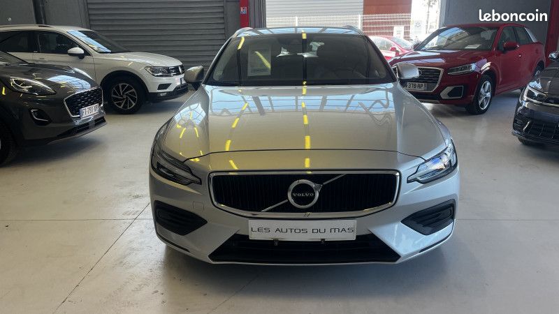 Volvo V60 D3 150CH ADBLUE MOMENTUM GEARTRONIC (image 2)