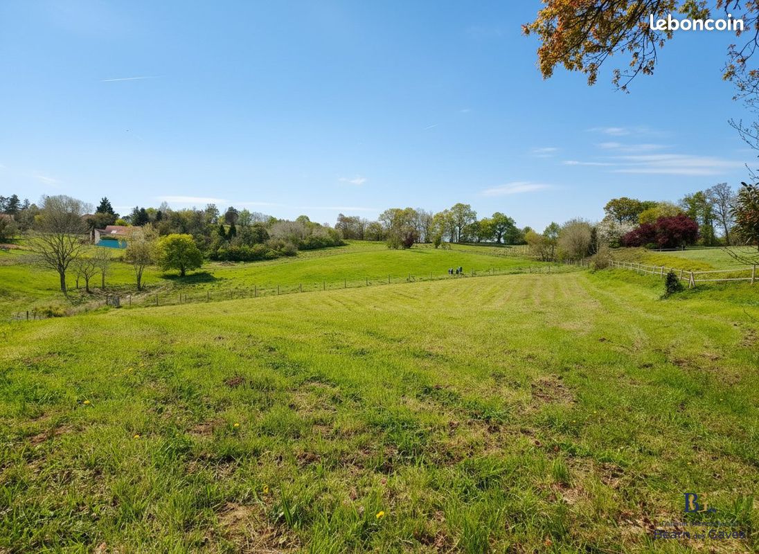 Terrain 2925 m² · à Salies-de-Béarn · 2 925 m² · 71 000 €