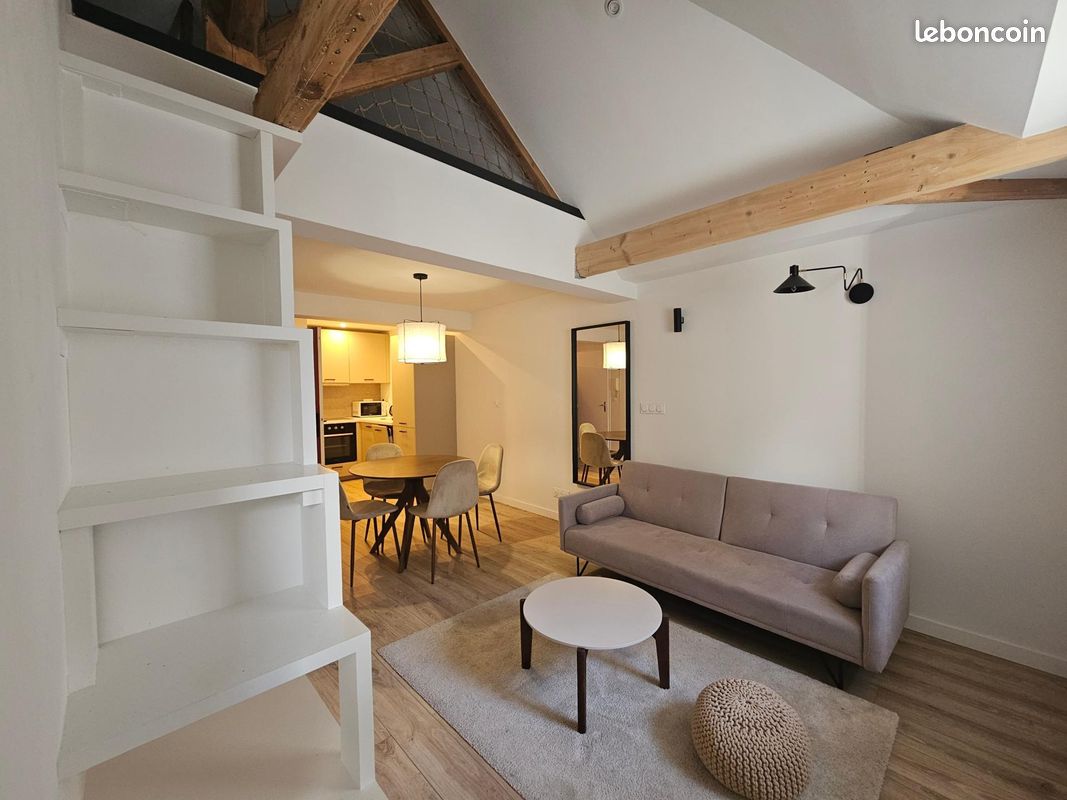 Local commercial 252 m² · à Auray · 252 m² · 725 000 €