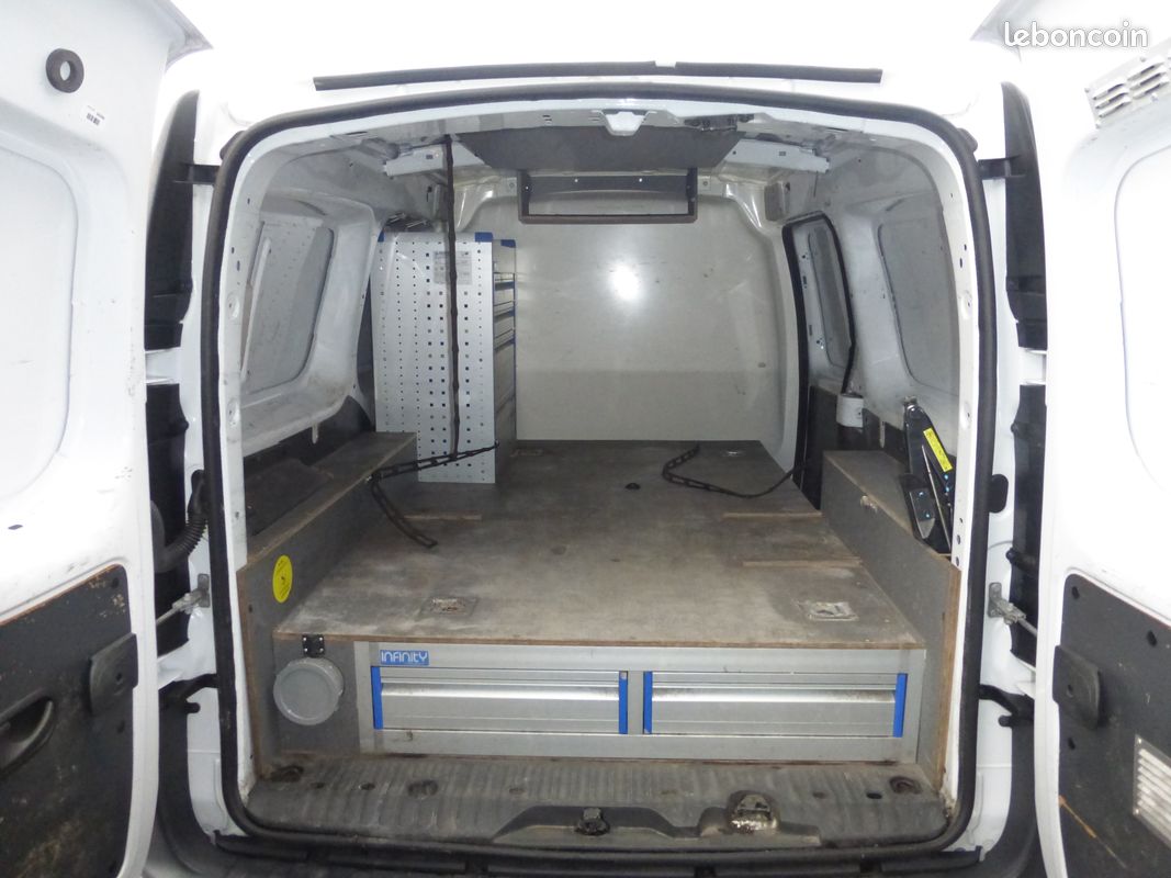 Ht 8325e renault kangoo maxi 95cv gps boite 6 (image 2)
