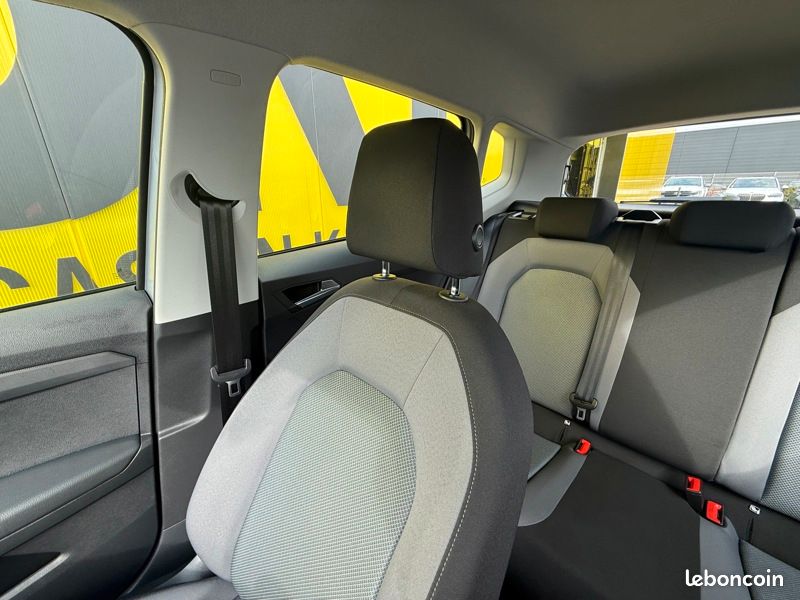 Seat Arona 1.6 TDI 95 Style Business Carplay Régul Clim auto (image 29)