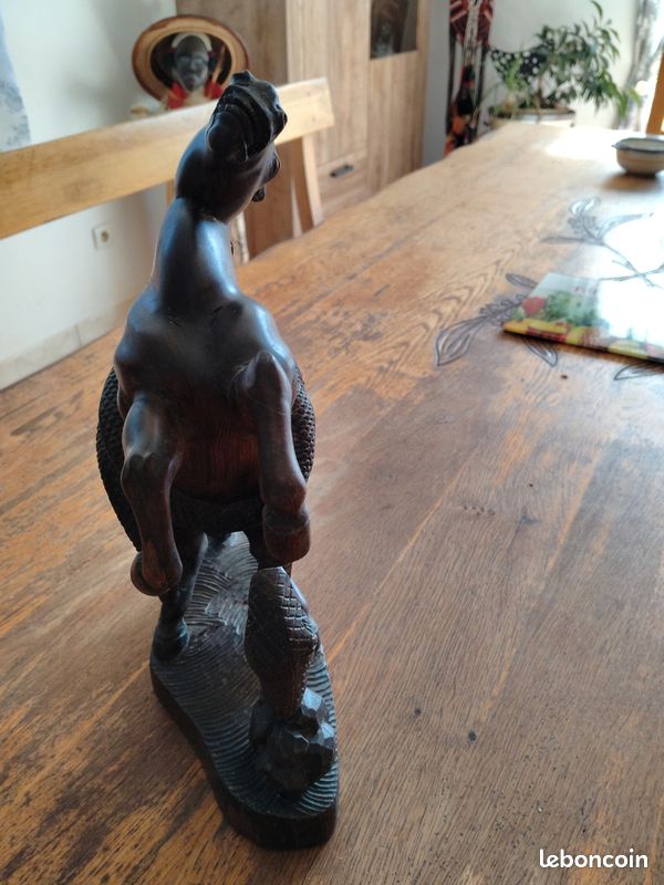 Sculpture cheval cabré avec serpent (image 4)