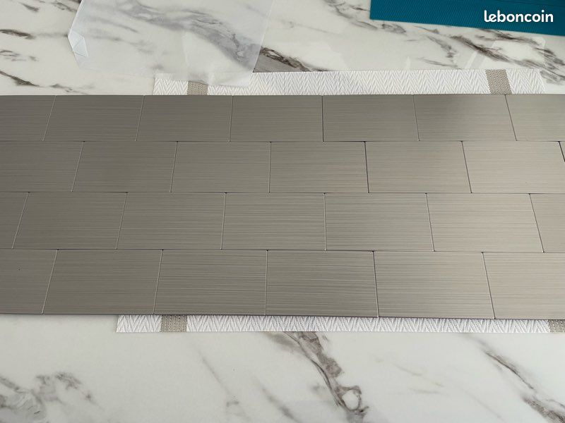 Dalles adhesives (image 2)