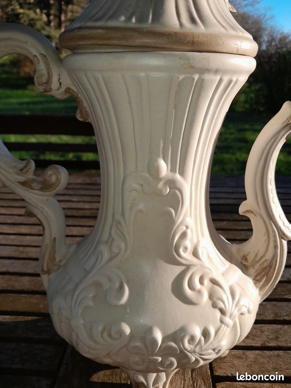 Cruche Capodimonte Ornée De Fleurs – Made In Italy