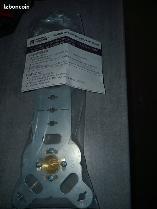 Kit fixation robinetterie (image 2)