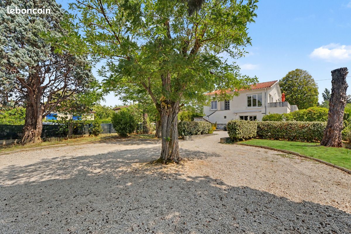 Maison 6 pièces 180 m² · à Revel · 180 m² · 447 200 €
