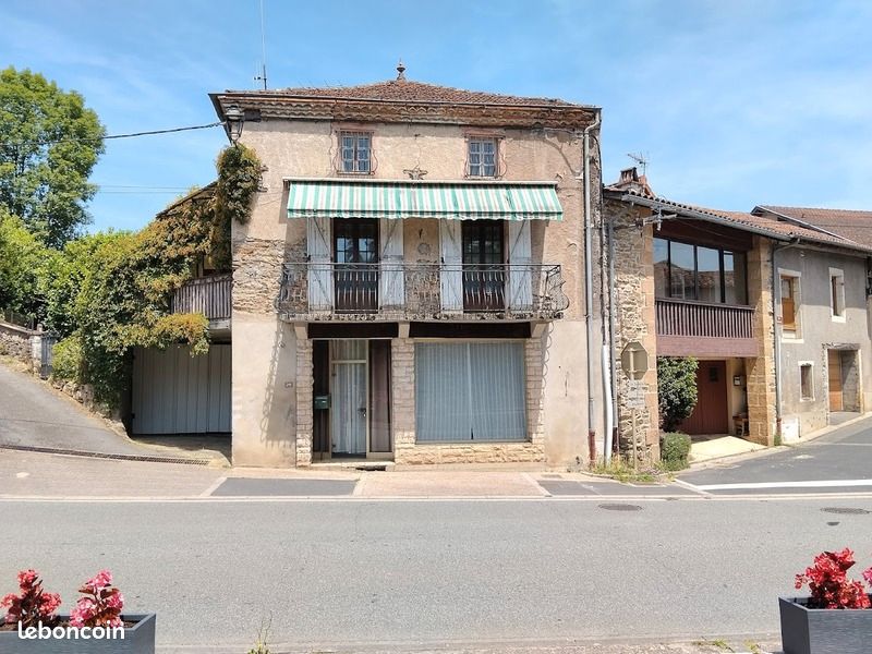 Maison 8 pièces 130 m² · à Bagnac-sur-Célé · 130 m² · 99 000 €