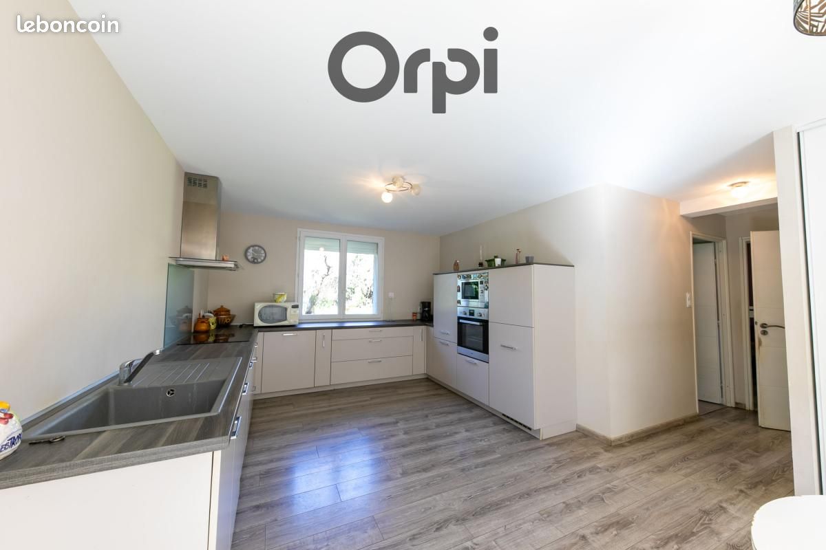 Villa 4 pièces 145 m² (image 6)