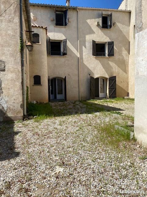 Maison de ville 9 pièces 302 m² (image 1)