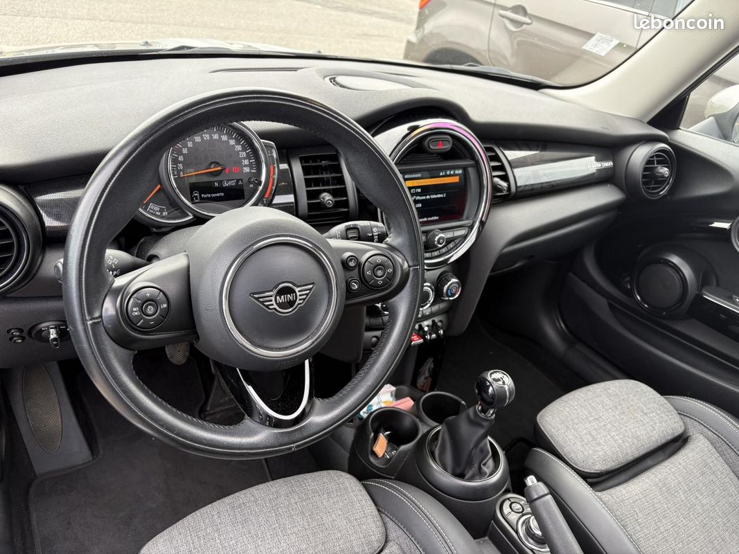MINI ONE Mini 1.5i - 102 COUPE Heddon Street - Entretien concession (image 9)