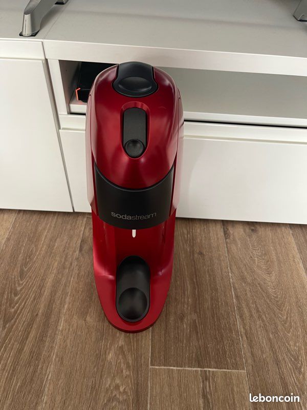 Machine a Soda Machine a soda et eau gazeuse Sodastream TERRA Rouge + 1