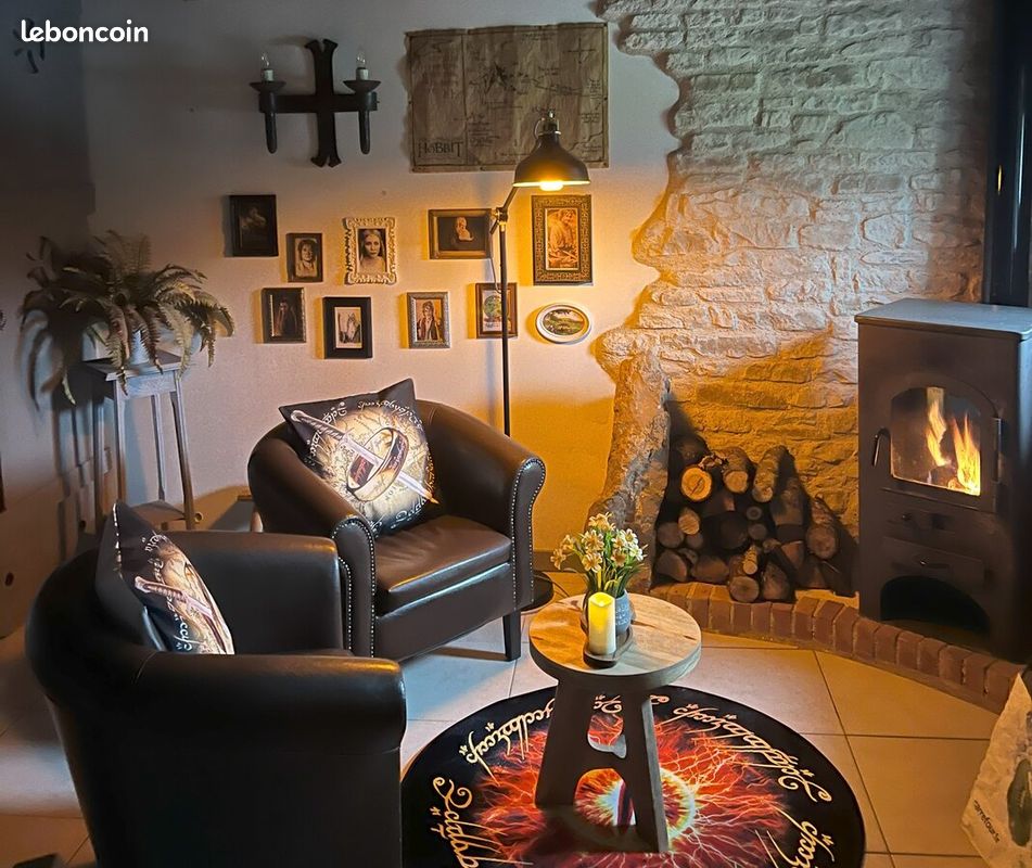 Gîte insolite Maison Hobbit Piscine privée SPA Hammam (image 10)