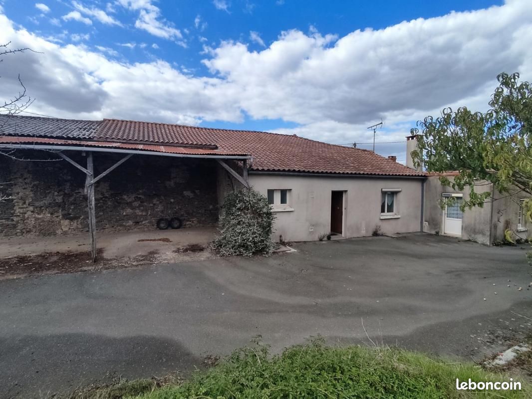 Maison 4 pièces 108 m² · à Tallud-Sainte-Gemme · 108 m² · 86 000 €