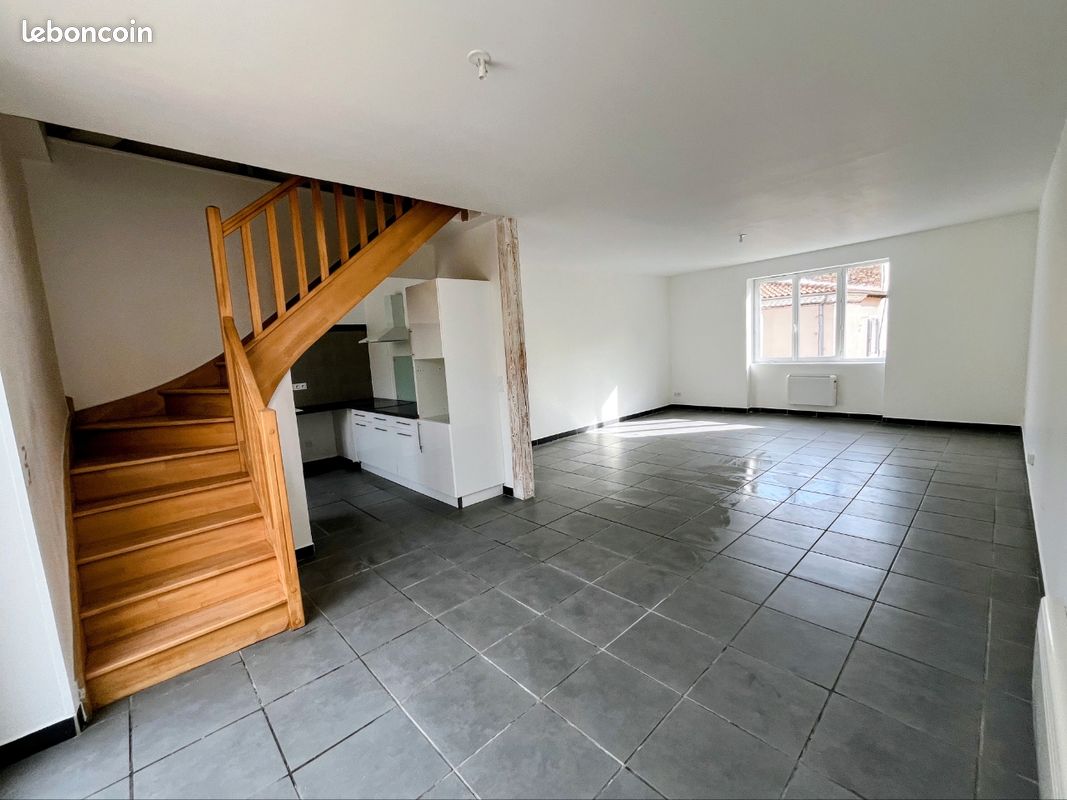 Appartement 3 pièces 92 m² · à Tain-l'Hermitage · 92 m² · 180 000 €