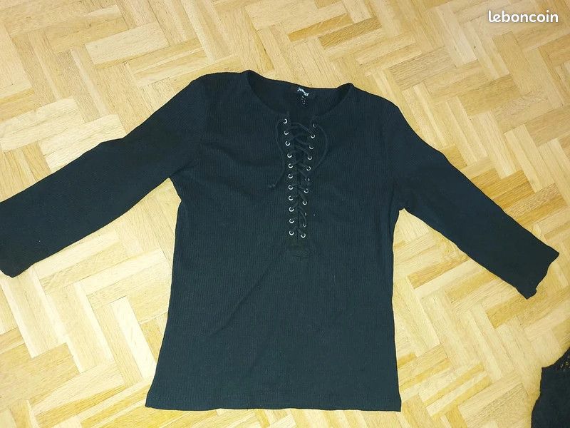 Lot femme taille S short pantalon haut pimkie Vêtements