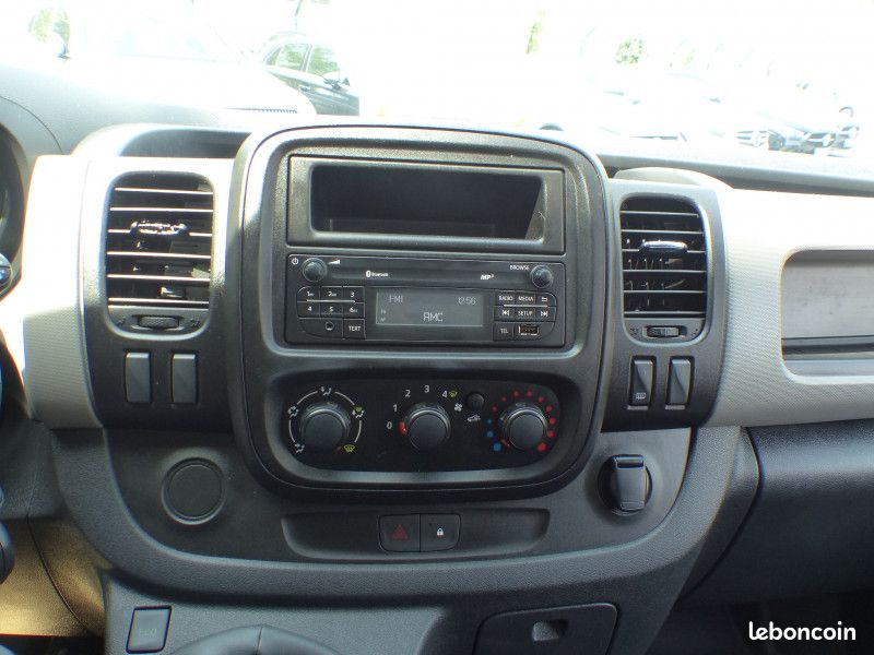 Renault TRAFIC III FG L2H1 1200 1.6 DCI 95CH CONFORT EURO6 (image 16)
