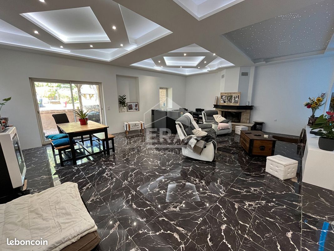 Maison 6 pièces 268 m² · à Mamers · 268 m² · 279 575 €