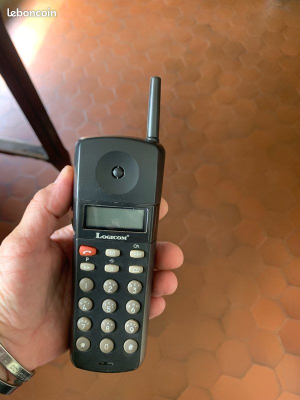 Téléphone vintage avec répondeur logicom (image 2)