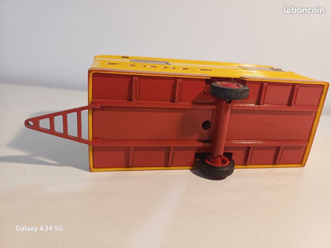 Schuco 1/43 - Caravane Cirque Pinder Jaune - Miniature Rare - Occasion