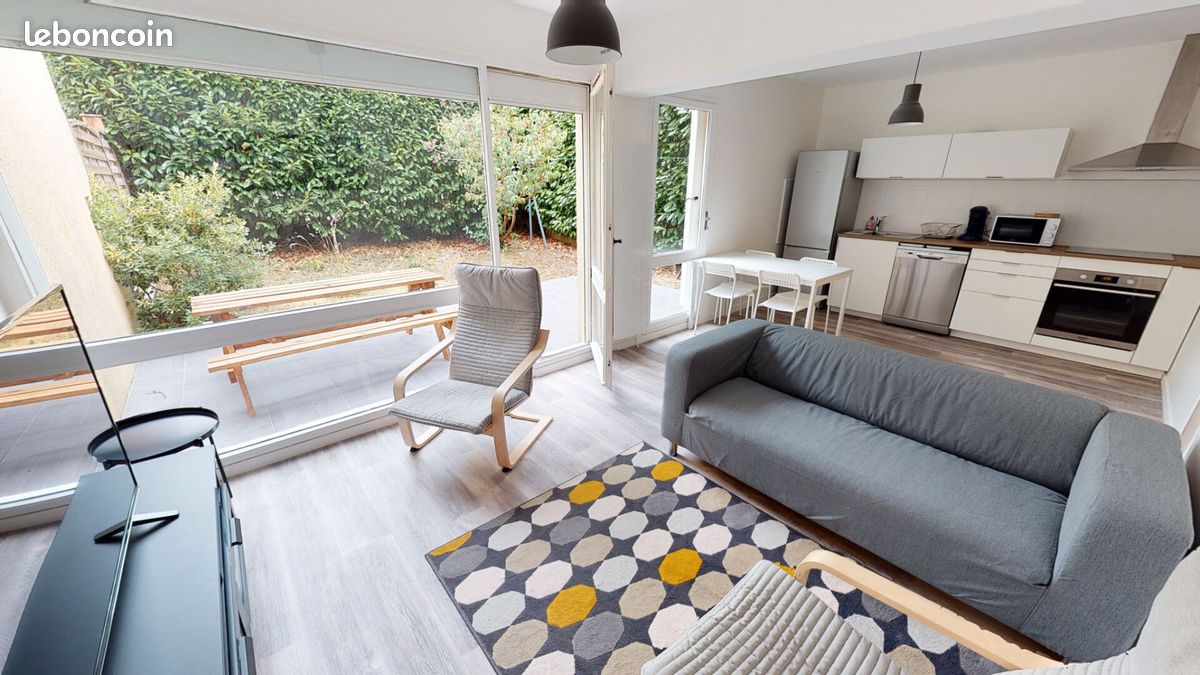 Appartement 1 pièce 10 m² - Poitiers 86000 (image principale 0)