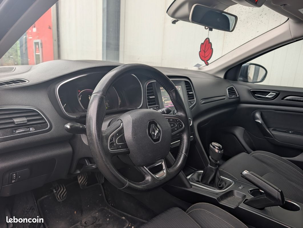 RENAULT MEGANE IV 1.5 BLUE DCI 110cv DISTRIBUTION NEUVE (image 5)