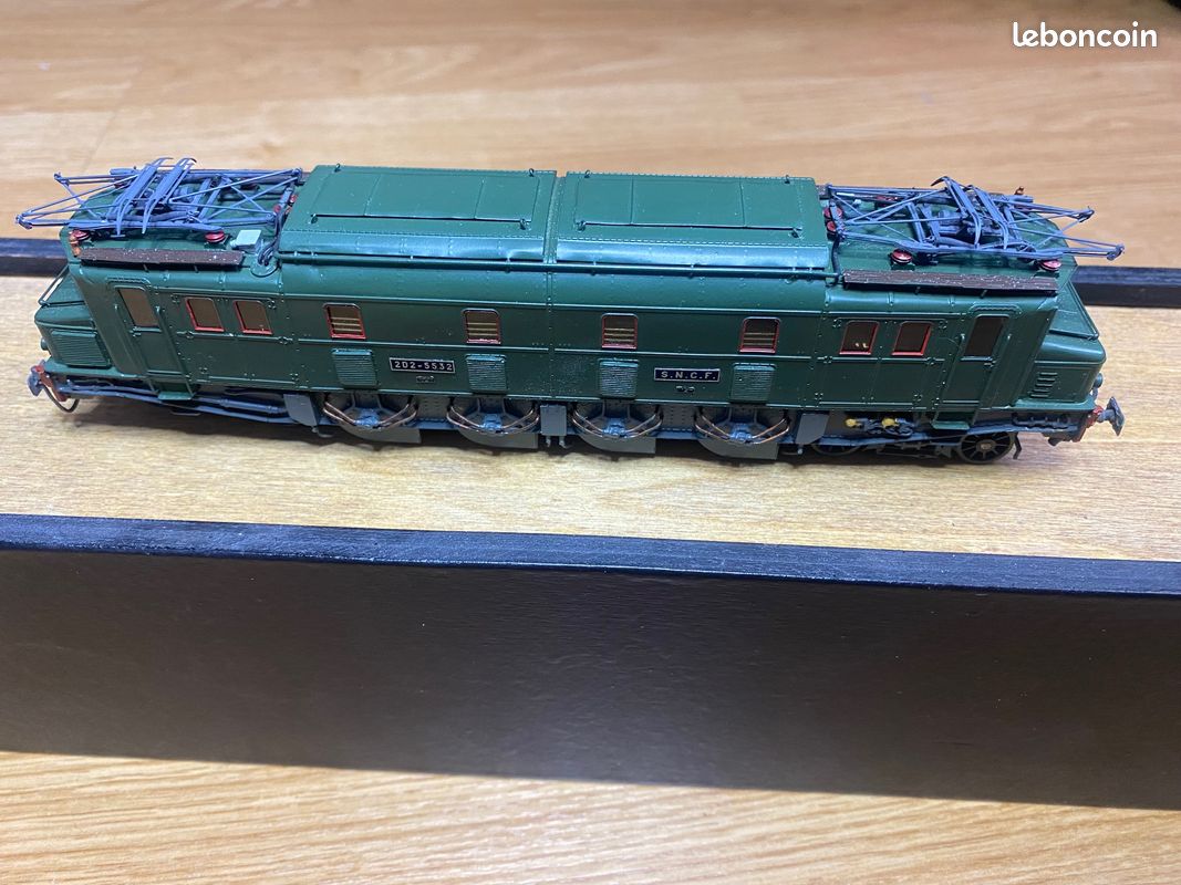 Locomotive 2D2 553 - Modélisme