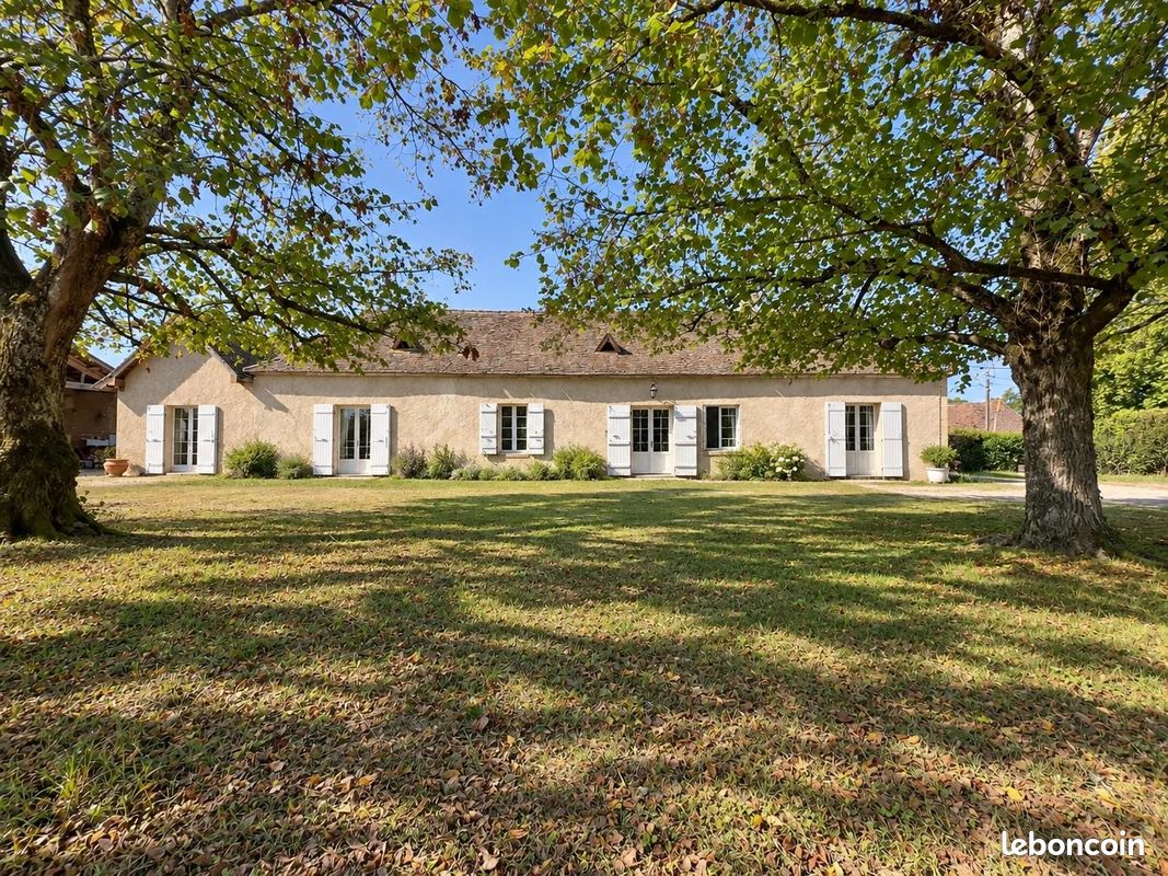 Maison 8 pièces 206 m² · à Lamonzie-Saint-Martin · 206 m² · 249 900 €