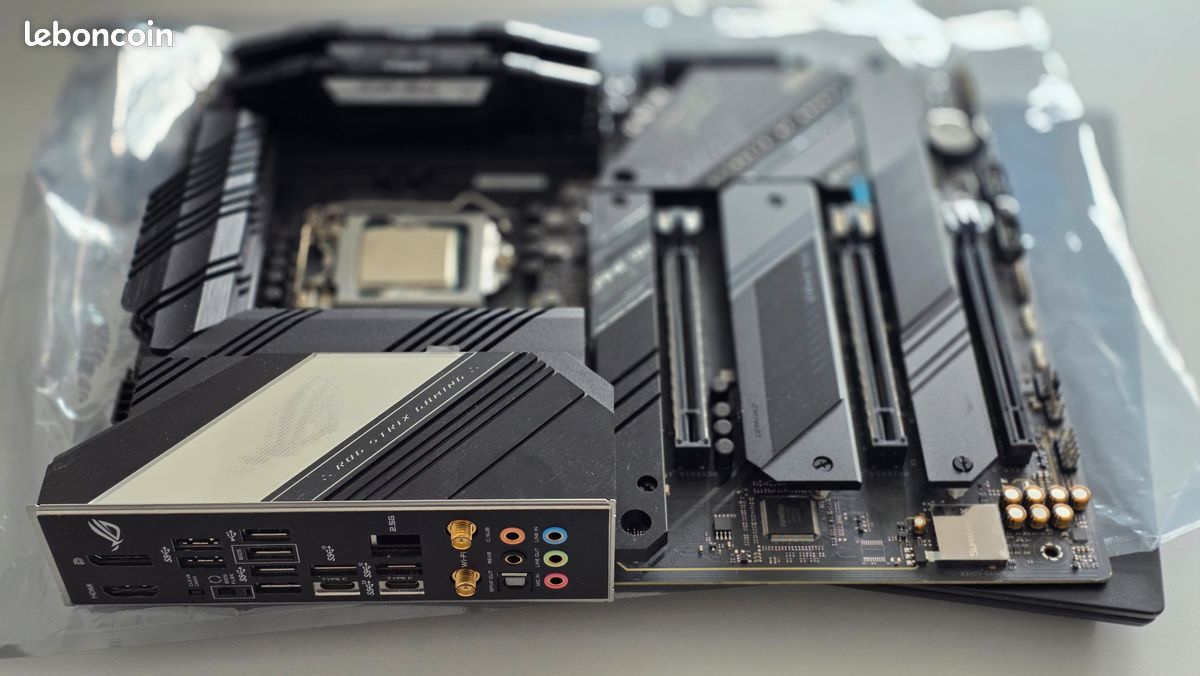 PC de jeu / Ordinateur RVB Intel i9 11900 8 Core - RTX 4060 8 Go - 32 Go de RAM - 4 To