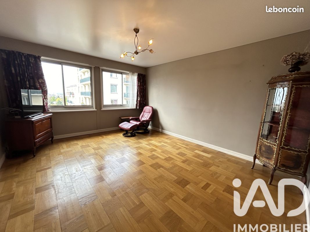 Appartement 3 pièces 72 m² · à Le Raincy · 72 m² · 235 000 €
