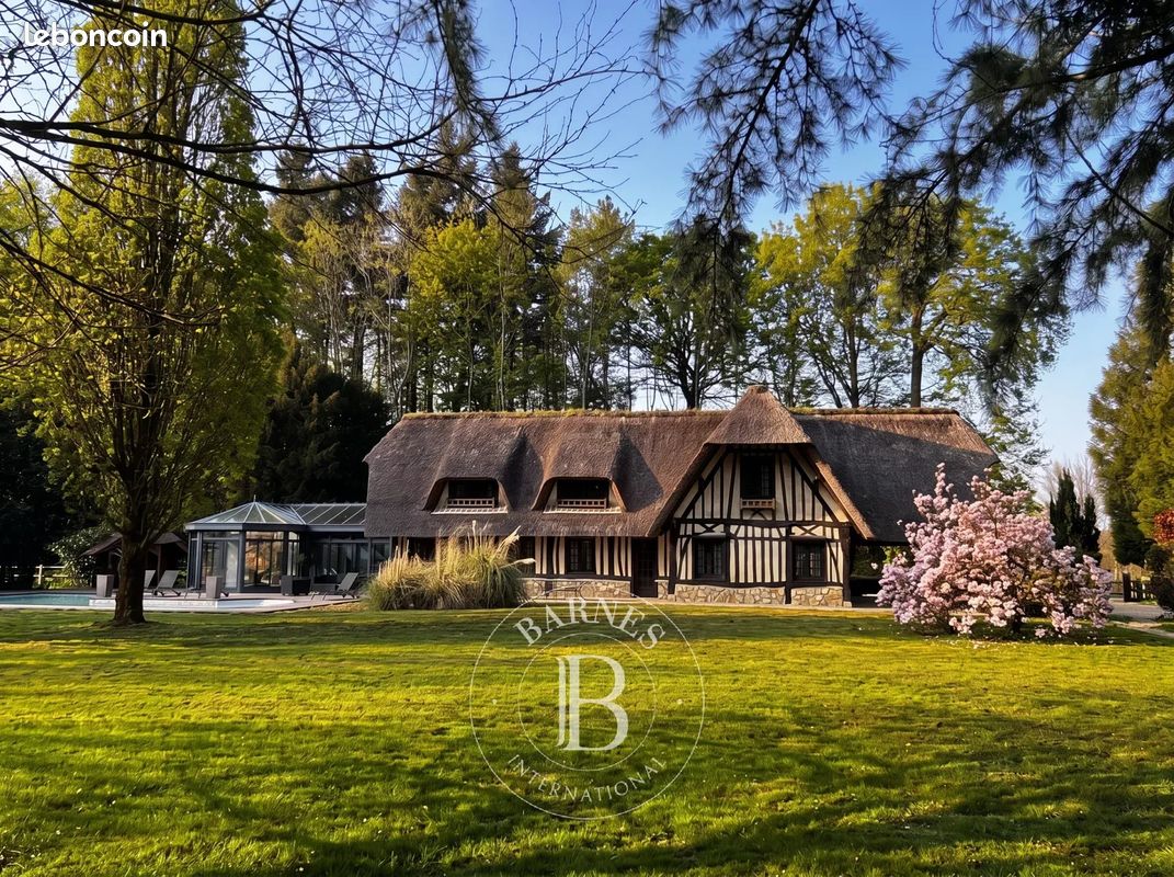 Maison 7 pièces 216 m² · à Yerville · 216 m² · 572 000 €