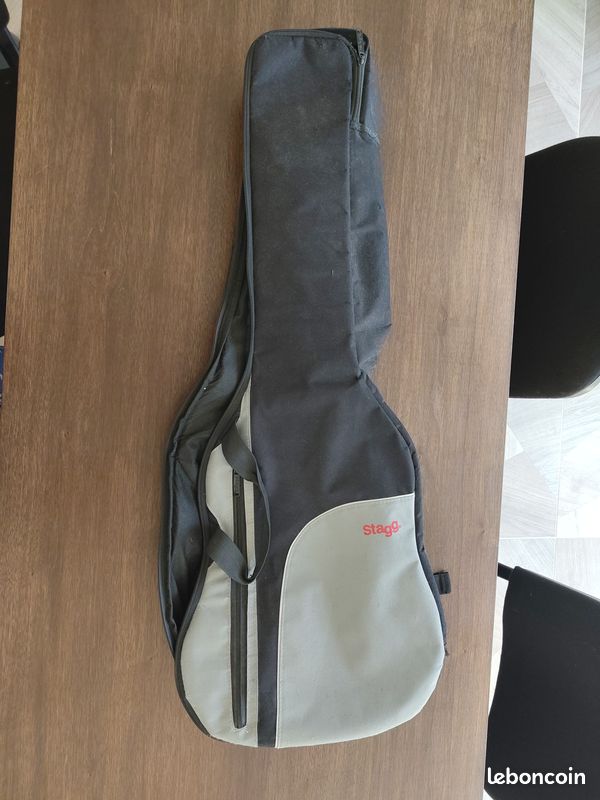 Guitare classique enfant et accessoires (image 2)