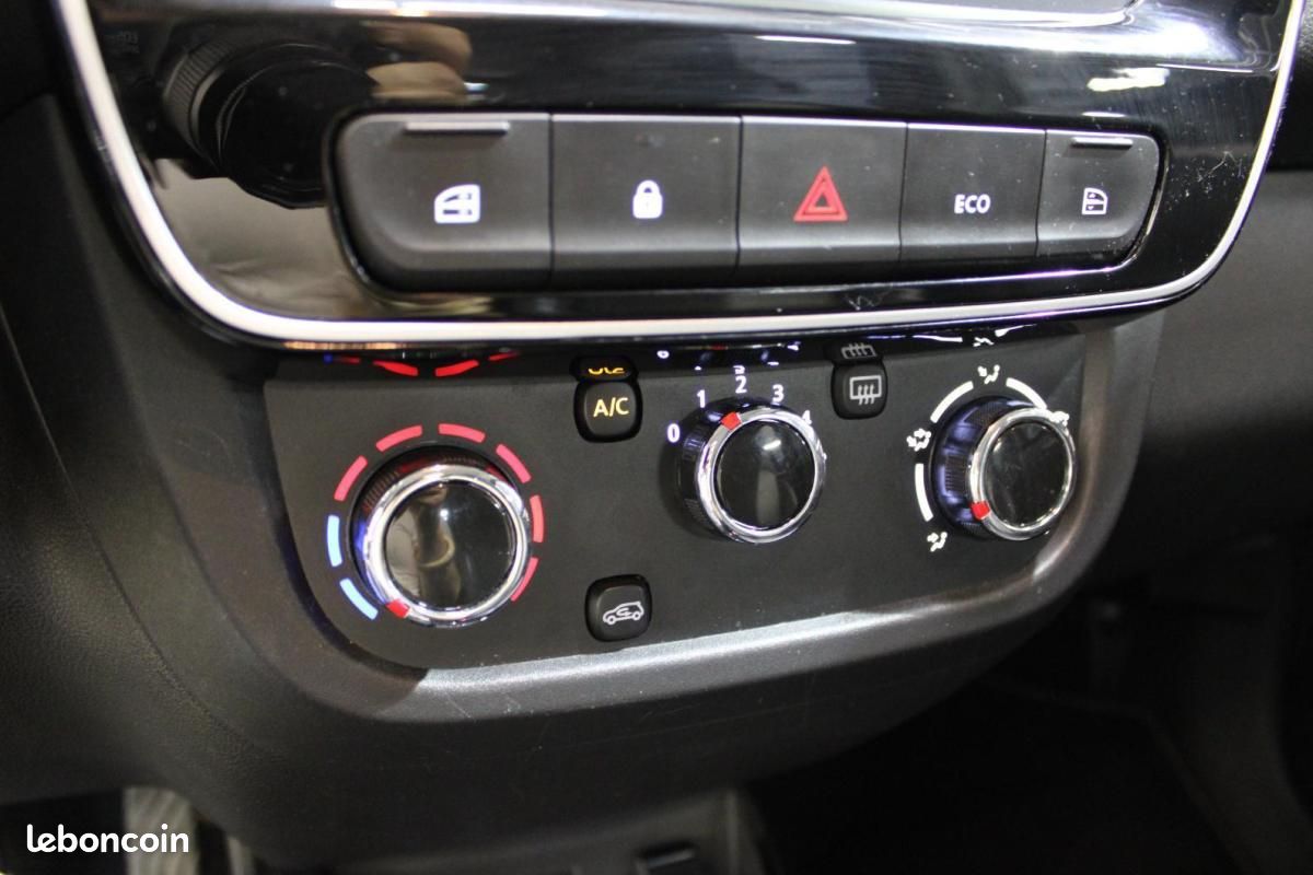 Dacia Spring Expression (image 9)