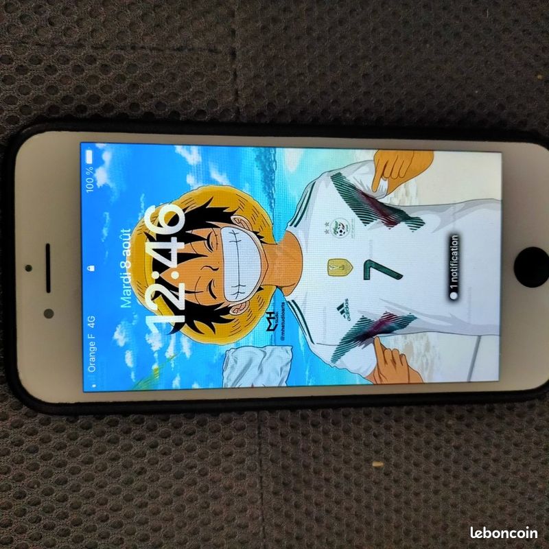IPhone 8 (image 3)