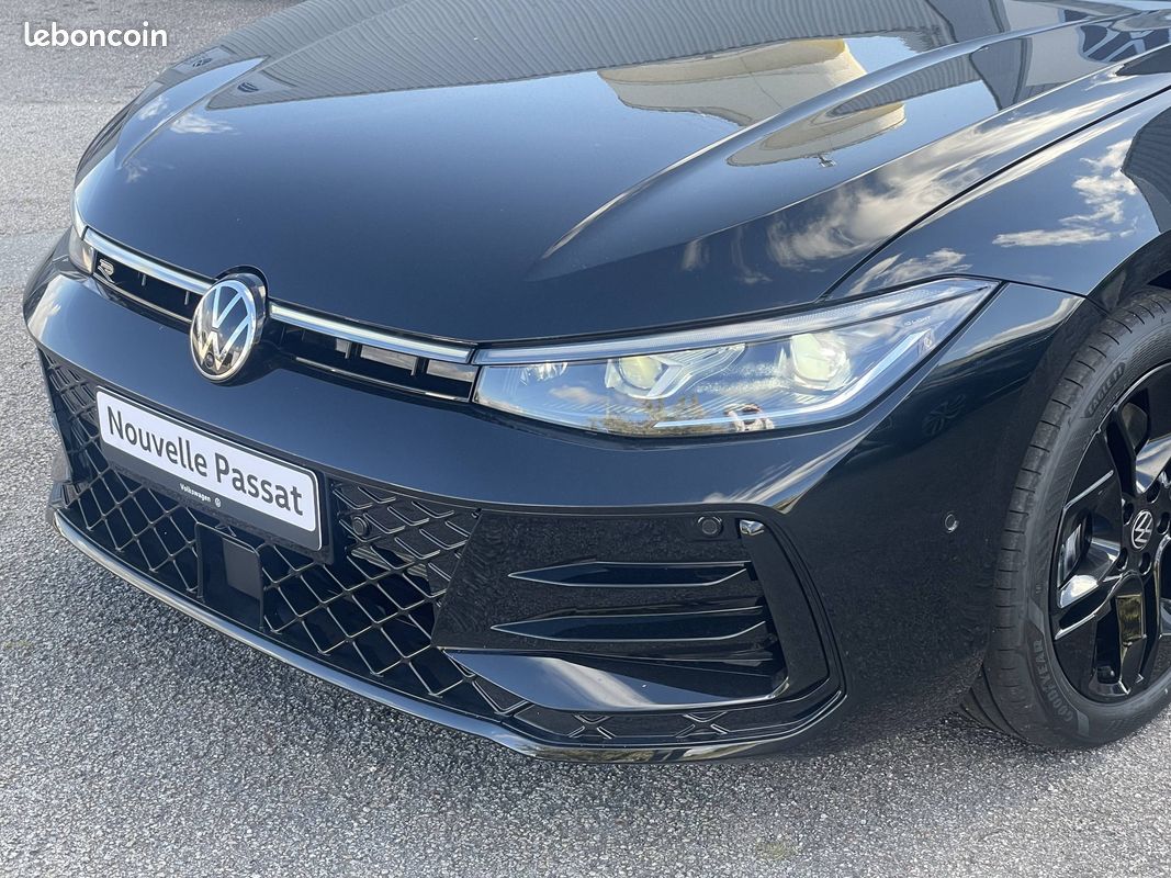 VOLKSWAGEN Passat 1.5 eHybrid 272 DSG6 R-Line (image 9)