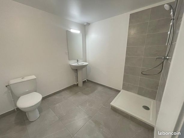 Maison a louer serris - 5 pièce(s) - 98 m2 - Surfyn