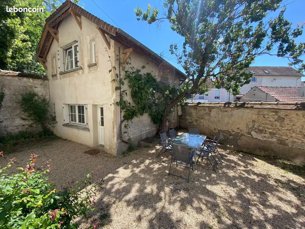 Maison 3 pièces 70 m² · à Avon · 70 m² · 1 490 €/mois