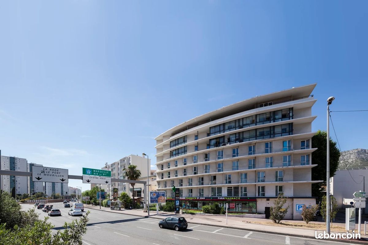Appartement 1 pièce 25 m² · à Toulon · 25 m² · 670 €
