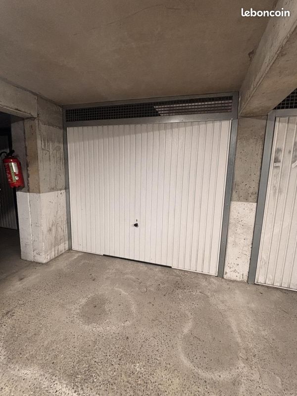 Garage 13 m² Angers (image 1)