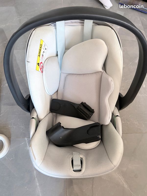 Poussette cybex easy twist + maxicosy (valeur +600E) NEGOCIABLE (possibilité de vente séparée) (image 6)