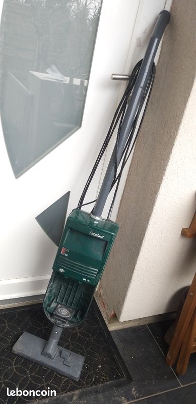 Aspirateur balai (image 1)